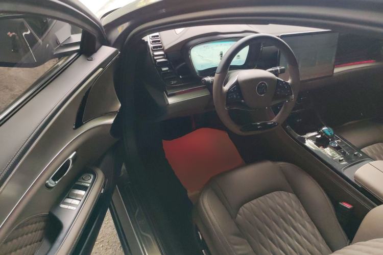 Used BYD Han 2023 DM-i Champion Edition 121KM Prestige Model
