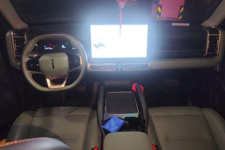 Used iCAR 03 2024 501km Two-Wheel Drive Long-Range Version Interior 2