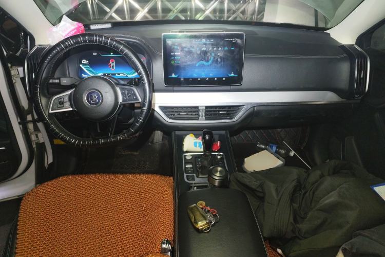 Used BYD Tang 2019 2.0T Automatic SmartConnect Luxury 7-Seater China VI Standard Center Console