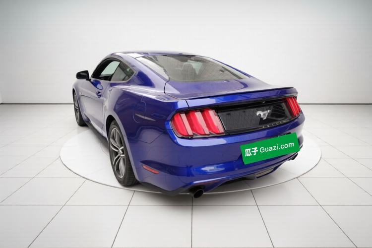 Used Ford Mustang 
