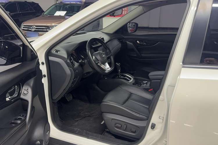 Used Nissan X-Trail 2019 2.5L CVT Smart Connect Luxury Edition 4WD