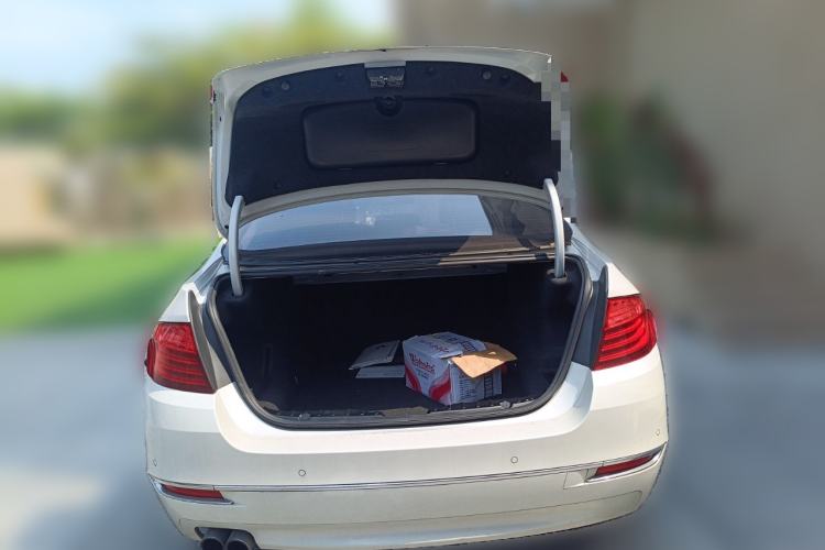 Used BMW 5 Series 2014 525Li Luxury Design Package
