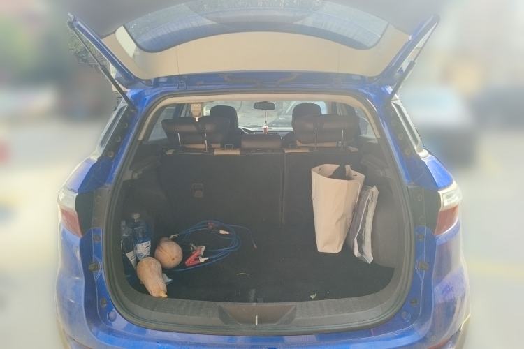 Used JMC Yusheng S330 2016 1.5L GTDi Automatic Two-Wheel Drive Flagship Edition Trunk