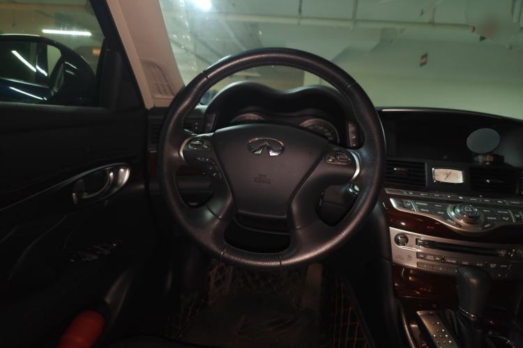 Used Infiniti Q70 2017 Q70L 2.5L Enjoyment Edition