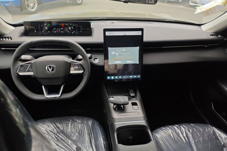 Used Changan Eado 2025 Blue Whale 1.5T 500Bar Prestige Model