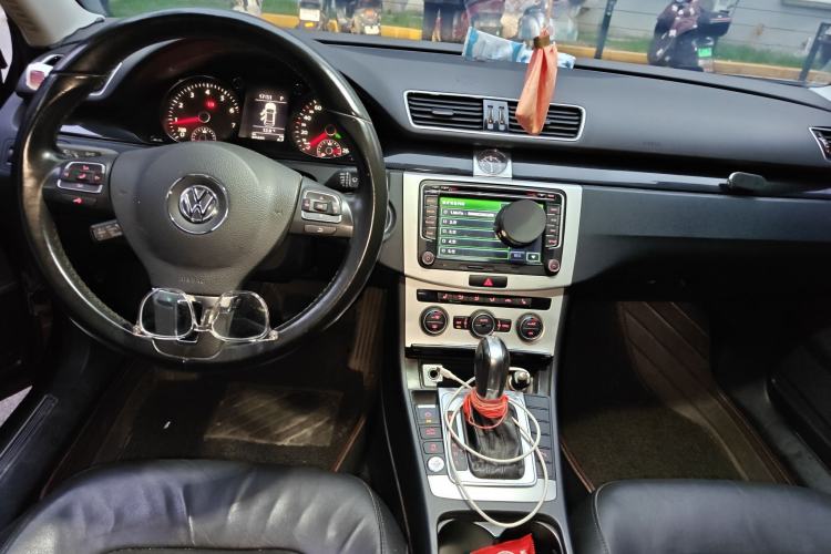 Used Volkswagen Magotan 2015 Facelift 1.8TSI Luxury Model
