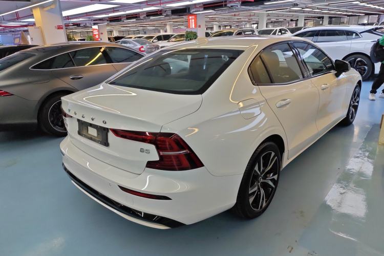 Used Volvo S60 2025 B5 Zhiya Sport Edition