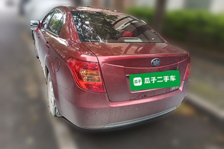 Used Bestune B50 2012 1.6L automatic with sunroof Rear