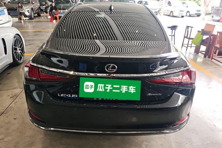 Used Lexus ES 2023 200 Excellence Edition