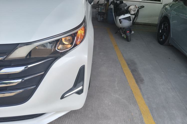 Used GAC Trumpchi M6 2019 270T DCT Luxury Edition (7-seater) China VI