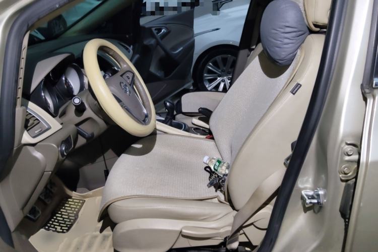 Used Buick GT 2013 GT 1.6L Manual Entry-Level Model Left Front Seat