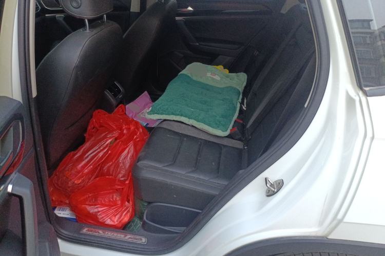 Used Volkswagen Tayron 2020 330TSI Two-Wheel Drive Luxury Smart Connectivity Version Left Rear Seat