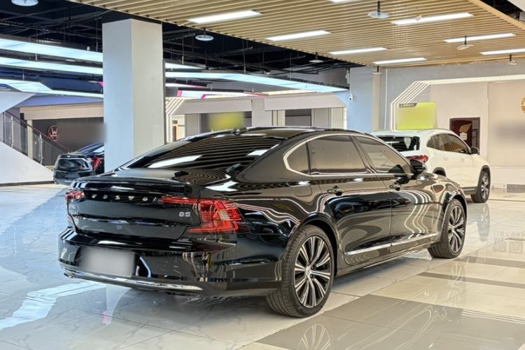 Used Volvo S90 2025 B5 Zhiya Luxury Edition