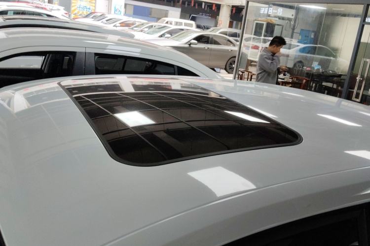 Used Volkswagen Sagitar 2015 1.6L Automatic Comfort Model Roof