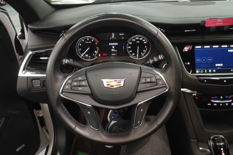 Used Cadillac XT5 2021 28T Luxury Model