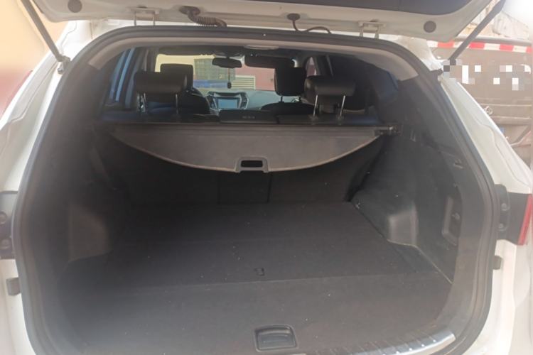 Used Hyundai Santa Fe 2015 2.0T Automatic Two-Wheel Drive Smart Version 5 Seats
