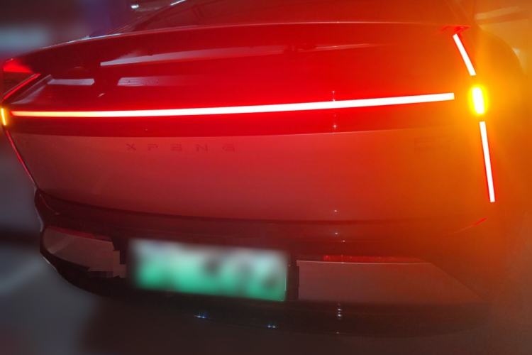 Used XPeng P7 2025 Model—750 All-Wheel-Drive High-Performance Ultra Rear