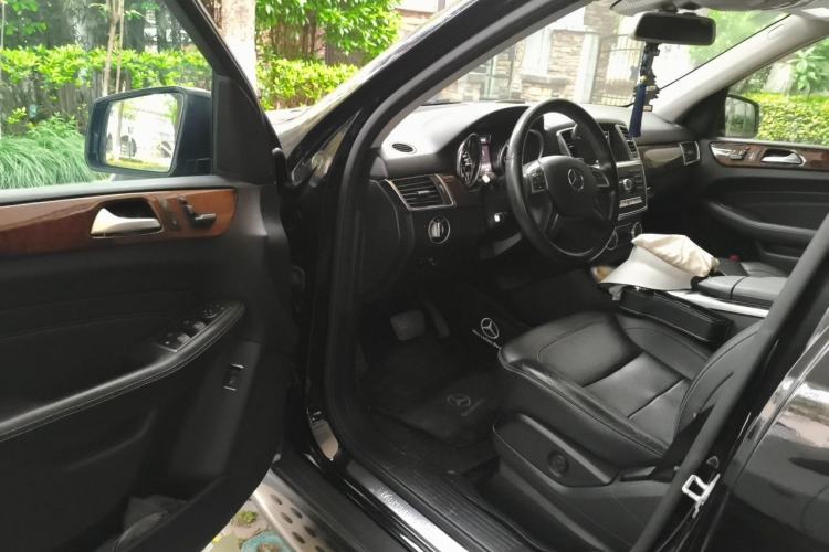 Used Mercedes-Benz M-Class 2015 ML 400 4MATIC Dynamic Model