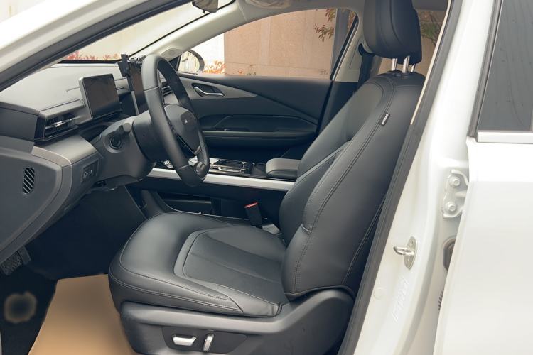 Used Wuling Xingguang 2023 150 Advanced Edition Left Rear Seat