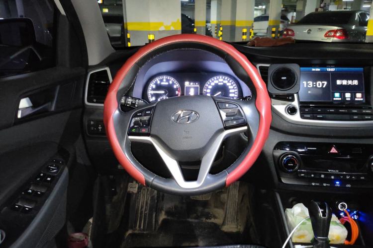 Used Hyundai Tucson 2018 1.6T Dual-Clutch Two-Wheel Drive 15th Anniversary Special Edition
