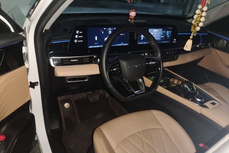 Used Chery Tiggo 8 PRO 2024 Champion Edition 390T Two-Wheel Drive Peak Version 5 Seats
