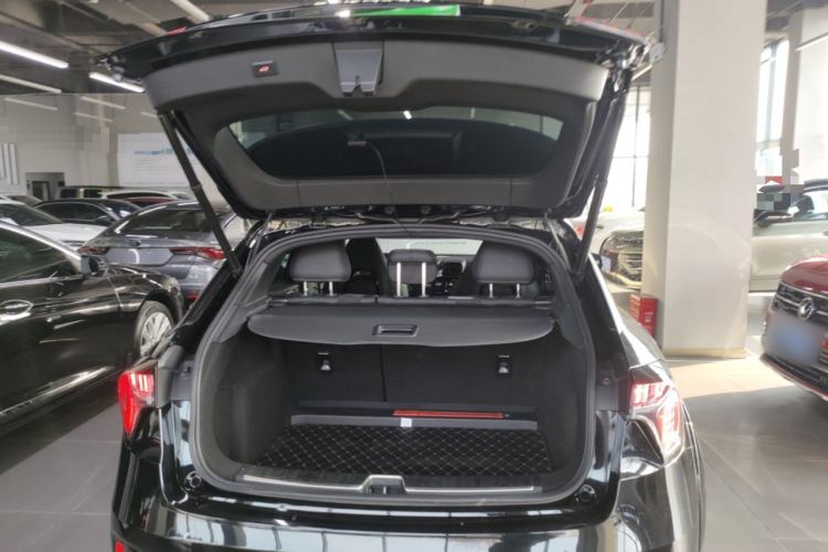 Used Lynk & Co 02 Hatchback 2022 2.0TD Plus
