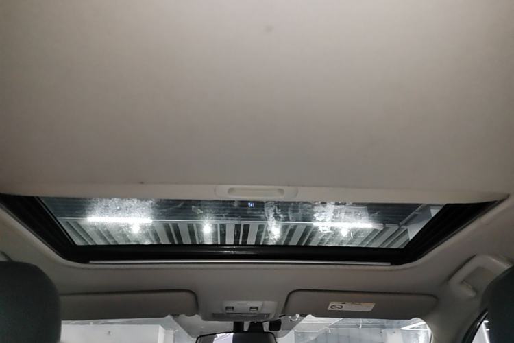 Used Toyota RAV4 2015 2.0L CVT Two-Wheel Drive Fashion Edition Headliner