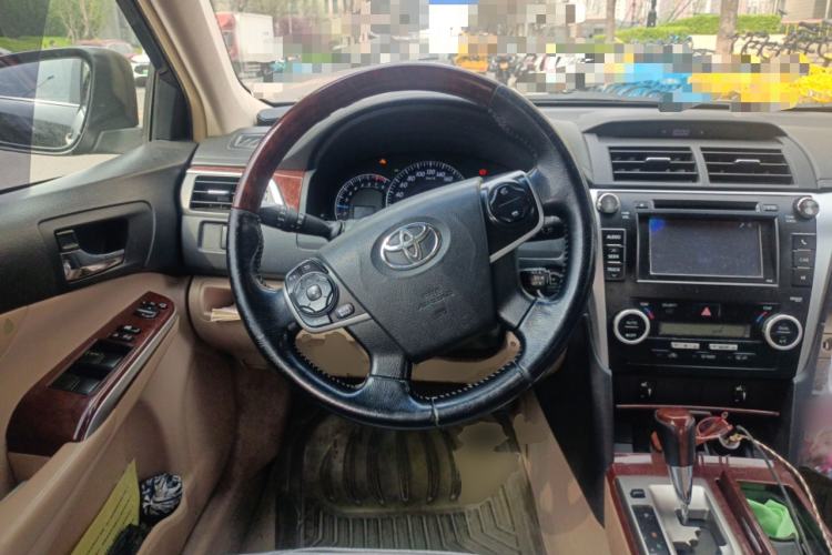 Used Toyota Camry 2012 2.5G Luxury Edition Steering Wheel
