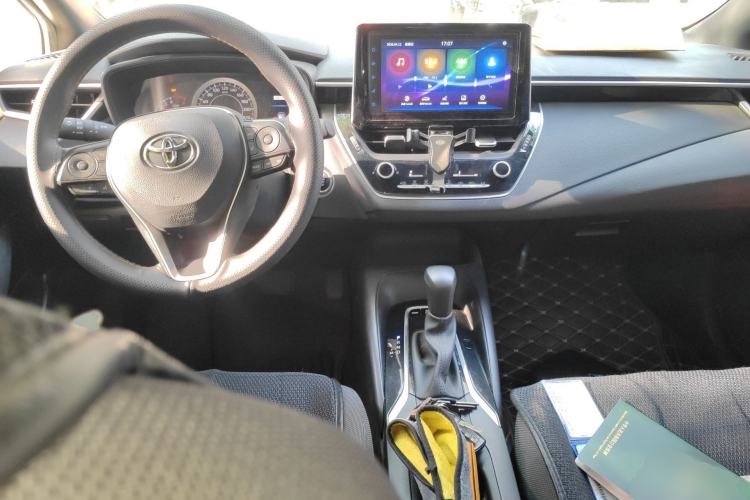 Used Toyota Levin 2019 185T CVT Luxury Edition China VI Standard Center Console