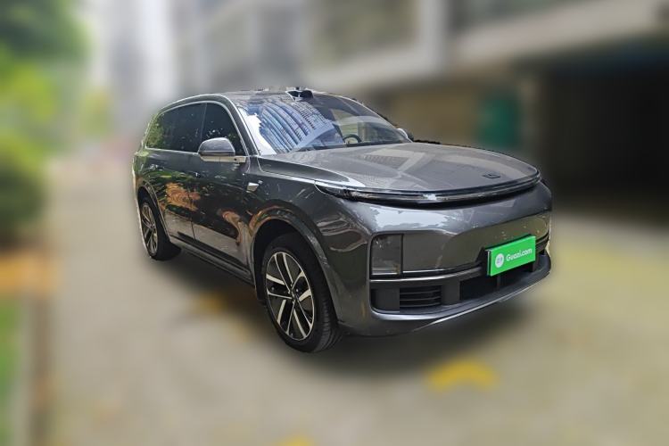 Used Li Auto L9 2022 Max model Front Right 45 Deg