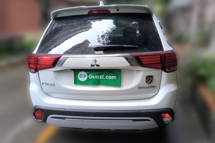 Used Mitsubishi Outlander 2020 2.0L Two-Wheel Drive Enjoyment Version 5 Seats
