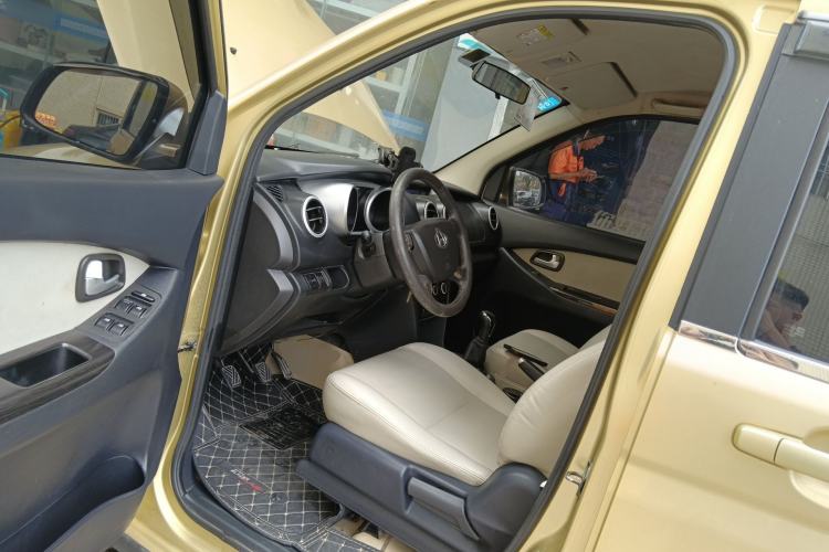 Used CHANGAN KAICHENG Ounuo S 2015 1.5L Jin Ouno Elite Model Driver Seat