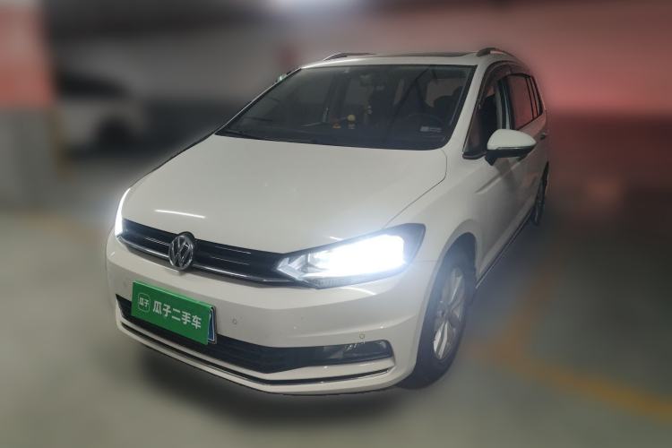 Used Volkswagen Touran 2018 Volkswagen Touran L 280TSI DSG Comfort Edition 7 Seats China VI Standard