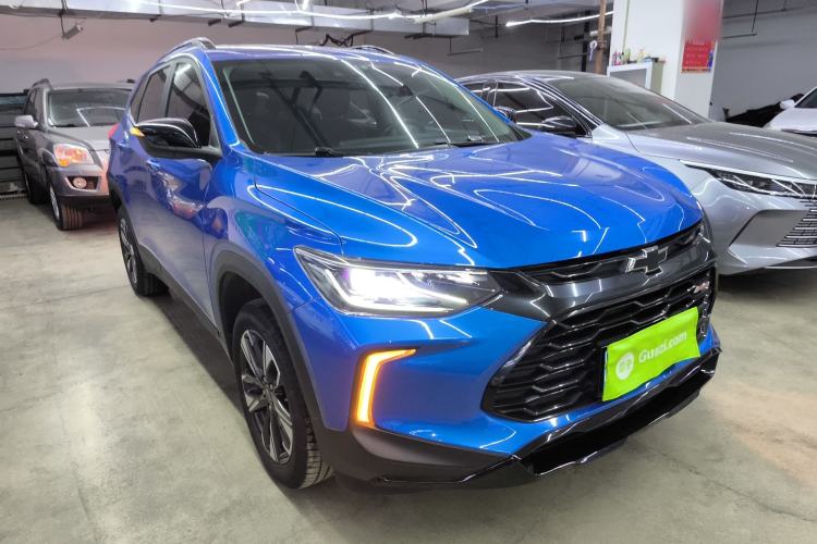 Used Chevrolet Trax 2022 Encore RS 1.5T CVT CoolMAX Front Right 45 Deg