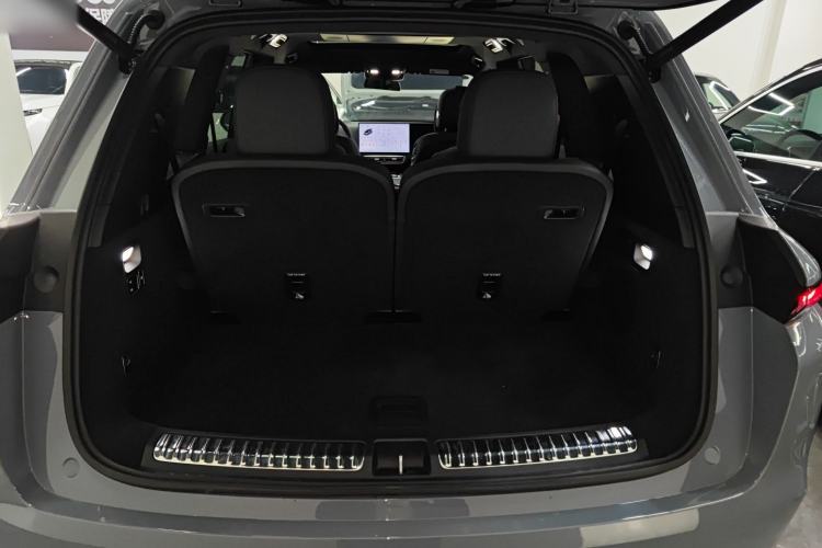 Used Li Auto L8 2025 Ultra Smart Refreshed Edition Trunk