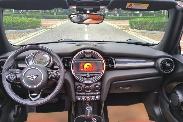 Used MINI MINI 2020 1.5T COOPER CABRIO Artist
