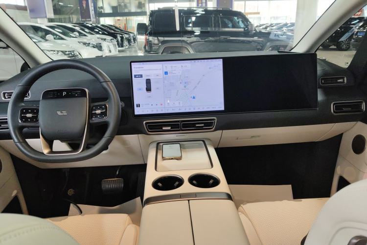 Used Li Auto MEGA 2025 Home Family Special Edition