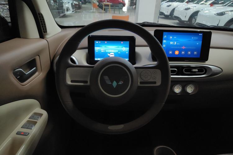 Used Wuling Hongguang MINIEV 2025 Four-Door Version Zhenxiang+ Edition Steering Wheel
