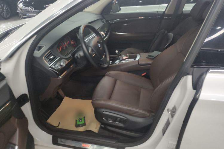 Used BMW 5 Series GT 2015 528i Luxury Edition