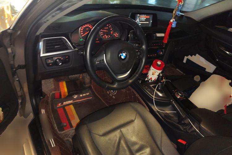 Used BMW 3 Series 2016 320Li Ambition Model
