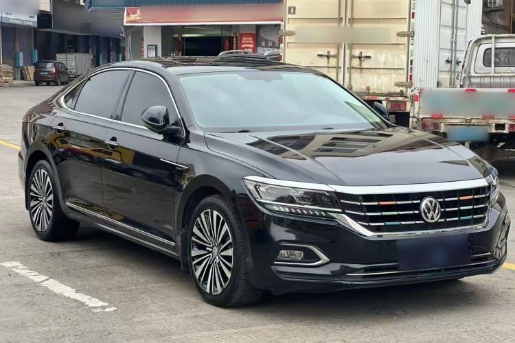 Used Volkswagen Passat 2019 330TSI Luxury Edition China VI Standard