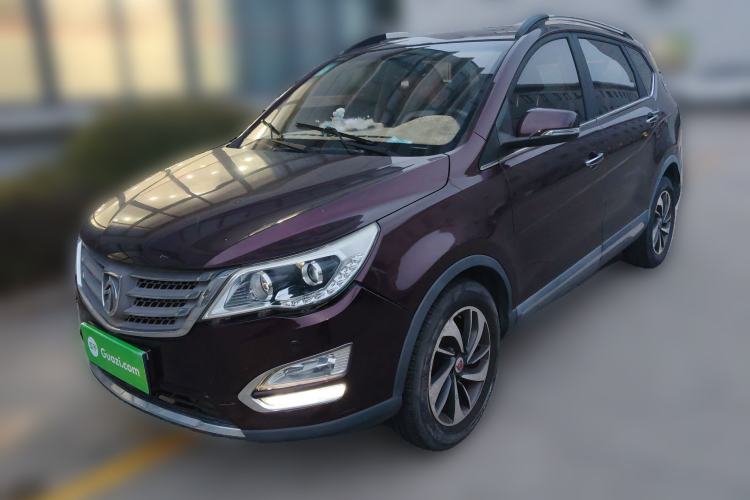 Used Baojun 560 2015 1.8L manual luxury version