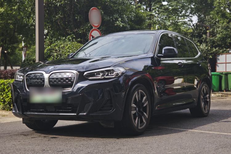 Used BMW iX3 2022 Leading Model