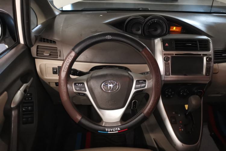 Used Toyota Verso 2011 180E CVT Elite Edition Steering Wheel