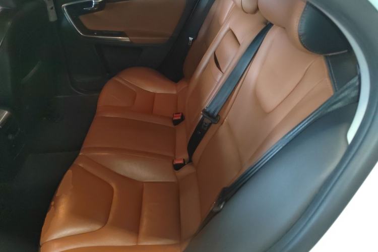 Used Volvo S60 2017 S60L T4 Smart Range Edition
