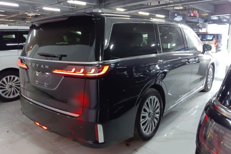 Used VOYAH Dream 2024 EV Long-Range Flagship Edition
