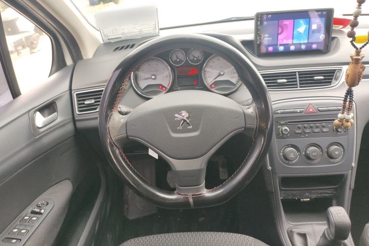 Used Peugeot 308 2014 Enjoy Edition Classic 1.6L Manual YouShang Model Steering Wheel