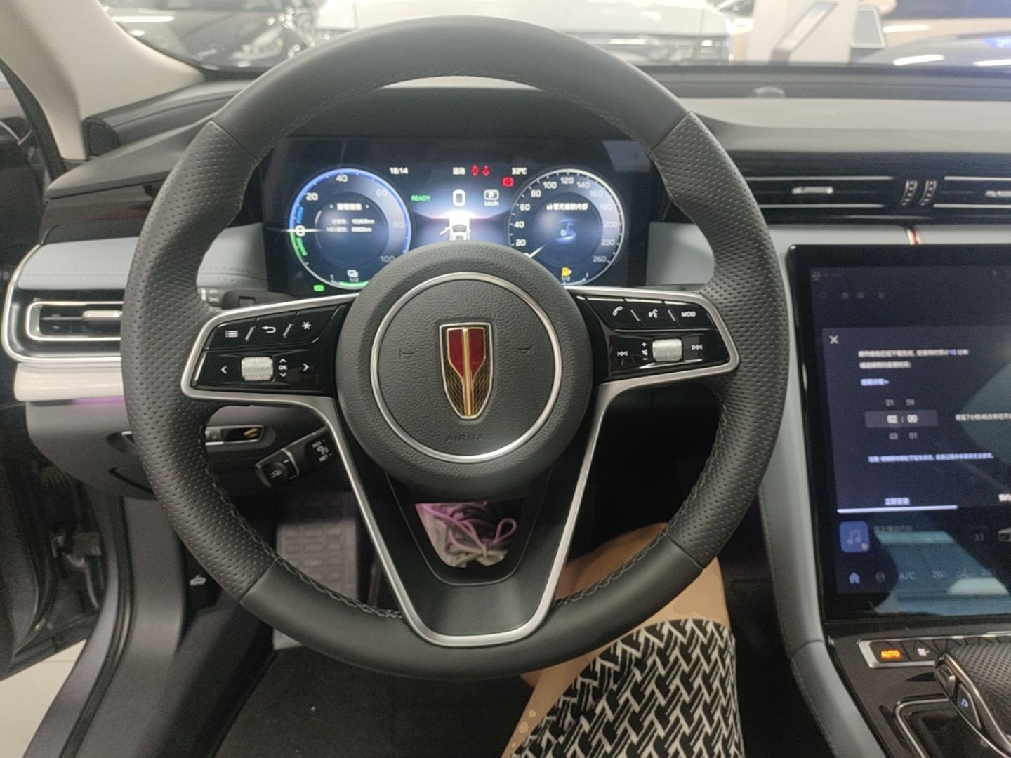 Hongqi H5 PHEV 2025 170 Super Hybrid Version — снимка 13