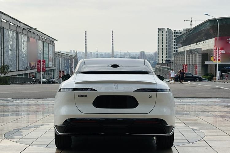 Used Avatr 06 2025 Max All-Electric Version