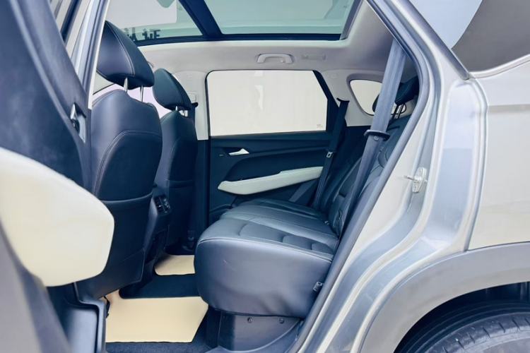 Used Baojun 530 2018 1.5T DCT Flagship Version China V Emission Standard
